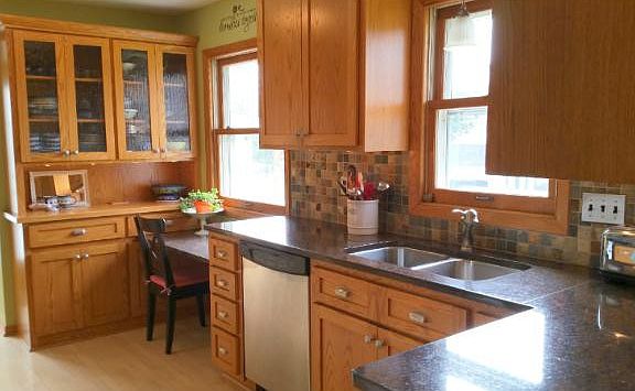5th image of 2680 Cedar Ave