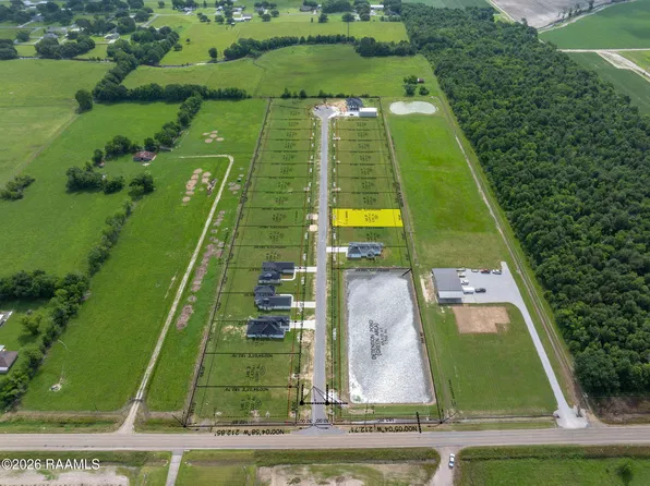 142 Chase Dr, Scott, LA 70583