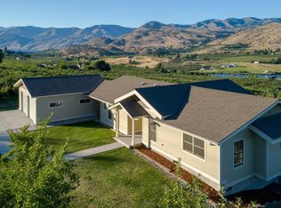 1532 Washington St, Manson, WA 98831