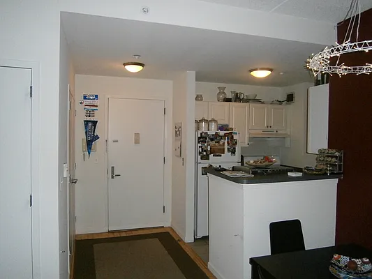 Rented by Realty Collective | media 19