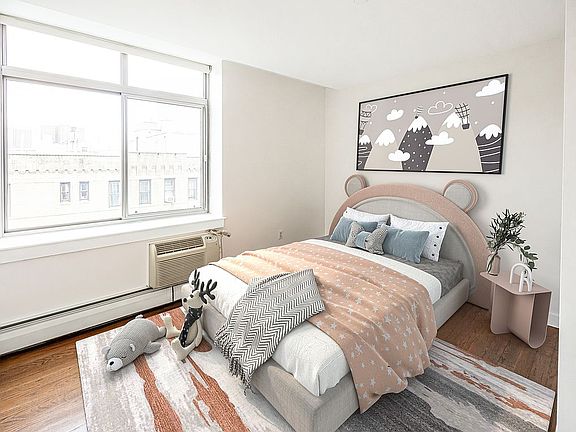 5th image of 130 Bradhurst Ave #705
