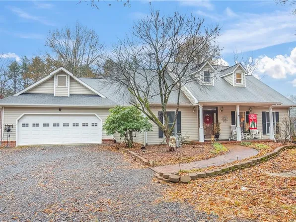 697 Old Highway 601, Mount Airy, NC 27030