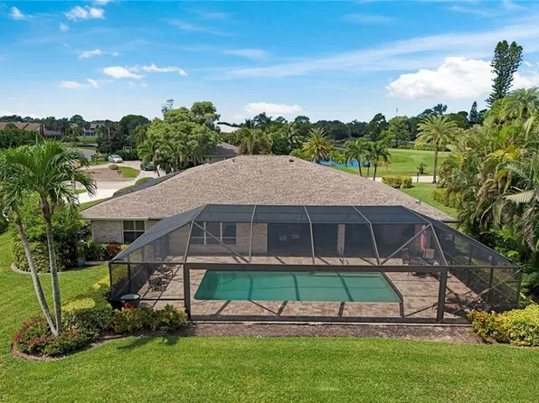 2264 Imperial Golf Co BLVD, NAPLES, FL 34110