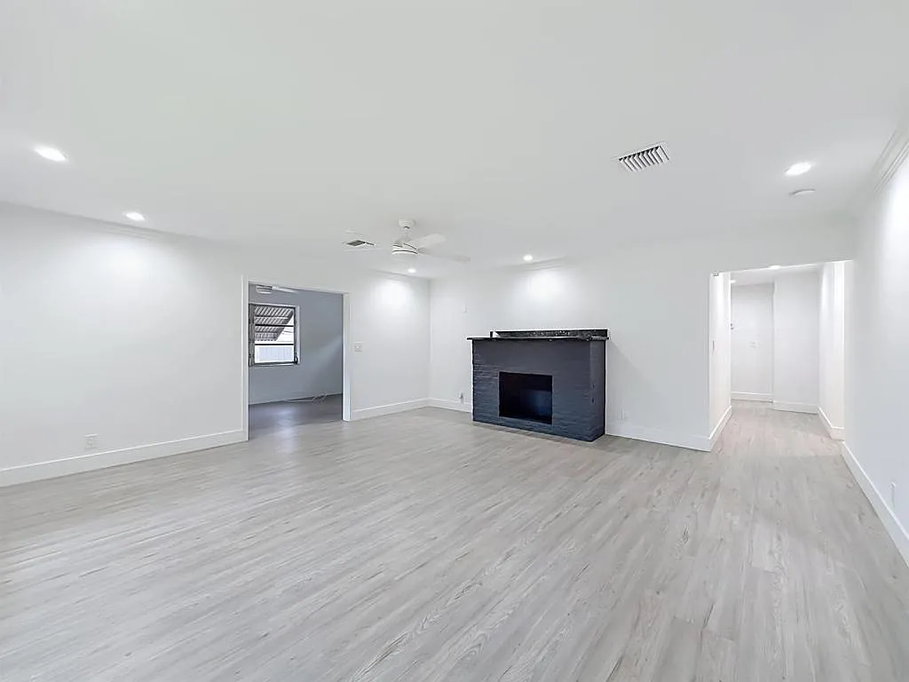 1110 SW 31st St, 0 — Photo 3