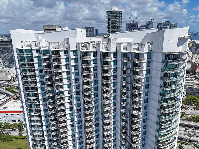 350 S Miami Ave #4110 — Photo 31