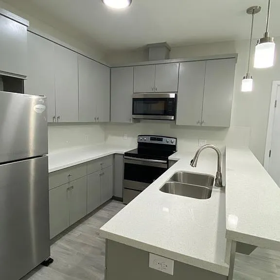 4713 Magnolia Ave — Photo 5