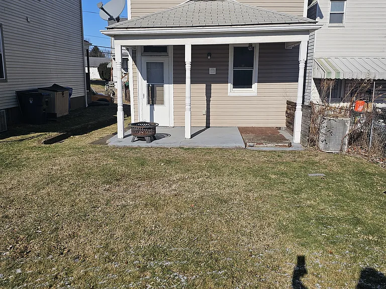 227 Magazine St — Photo 38