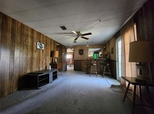 12607 Eloian Dr, Thonotosassa, FL 33592