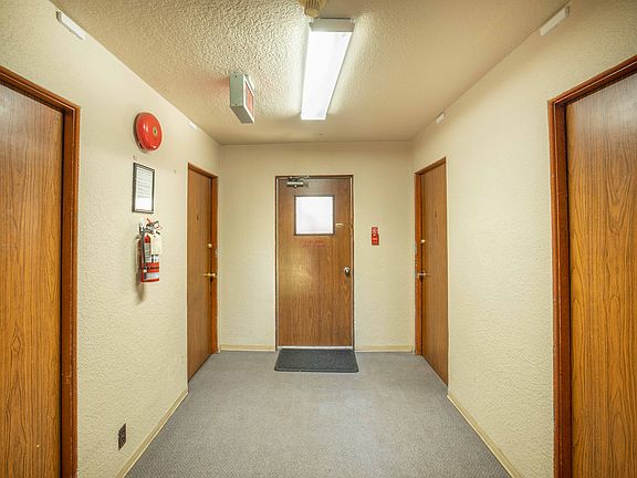 4th image of 1935 Cypress St #3