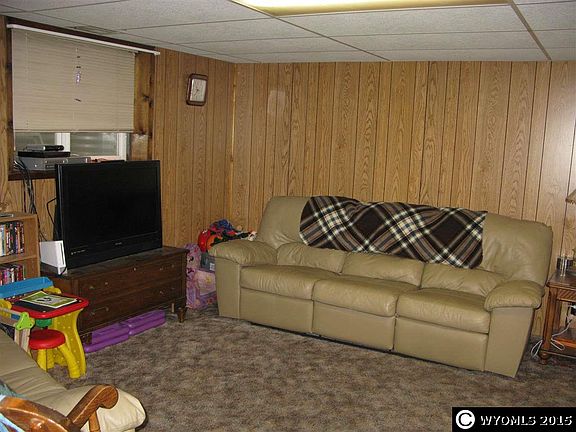 3rd image of 1505 N Riverbend Dr