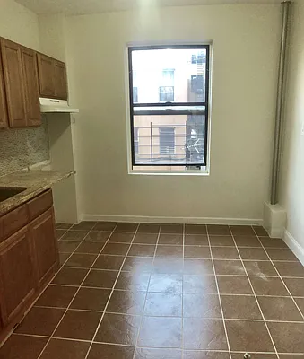 Rented by New York Residence | media 25