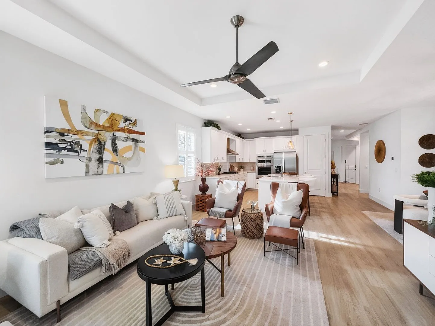 Turnkey Furnished Villa Naples FL — Photo 4