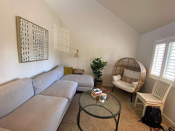 3rd image of 1027 Southwood Dr APT F