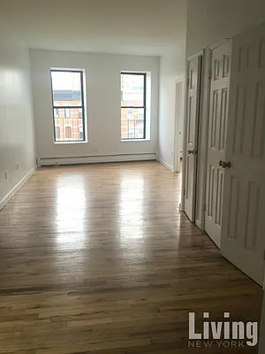 Rented by Living New York | media 13