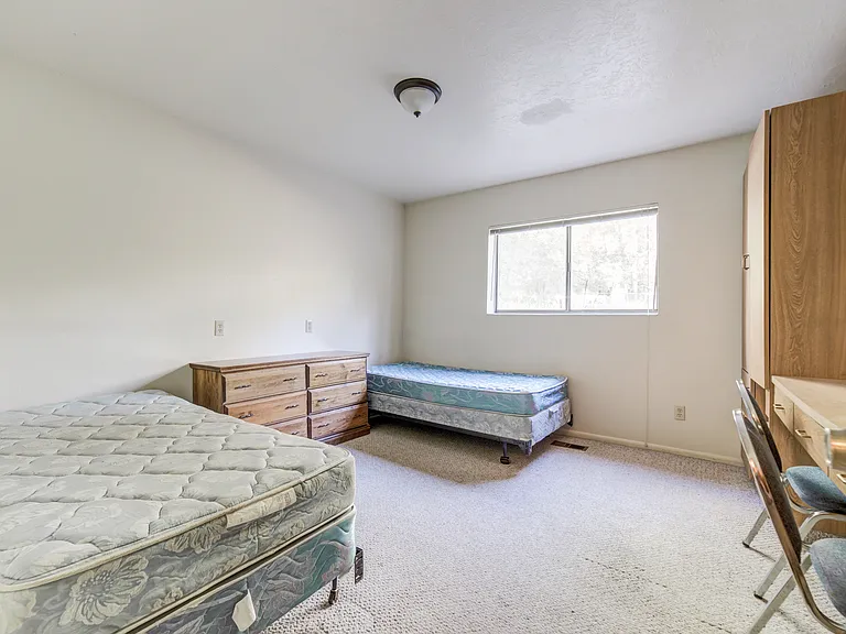 442 N 500 E #4 — Photo 6