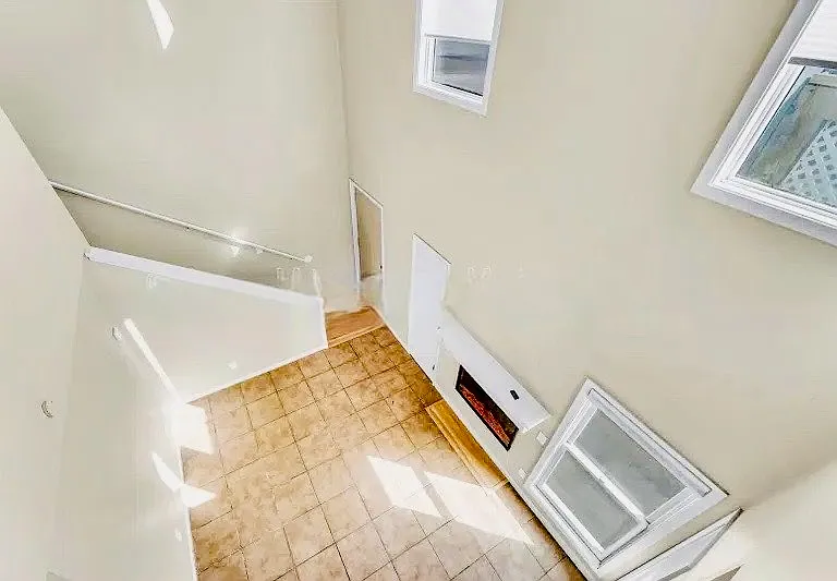 930 E Primrose St #4 — Photo 9