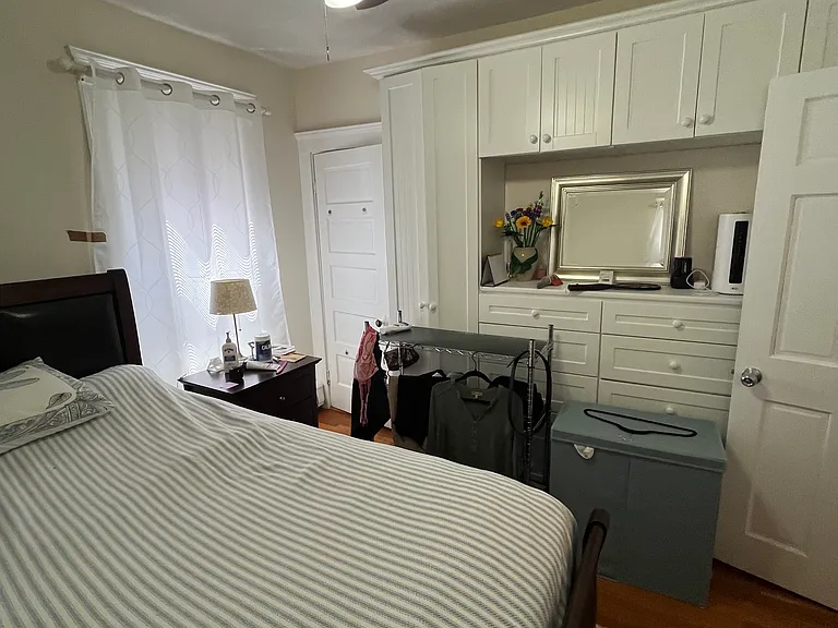 9 S Waverly St #1 — Photo 2