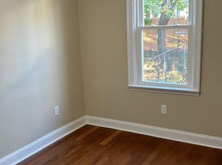 39 Dwight St, Jersey City, NJ 07305