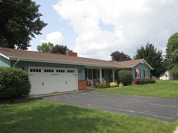 3rd image of 1132 Blakely St