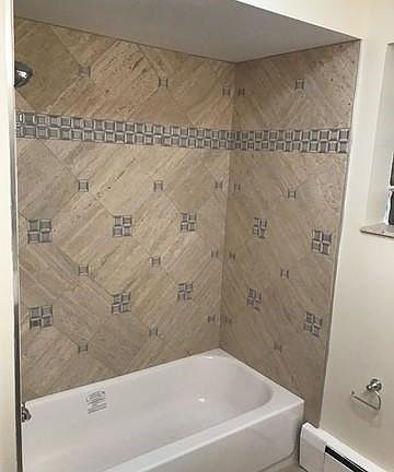 4th image of 2546 N Laramie Ave APT 2