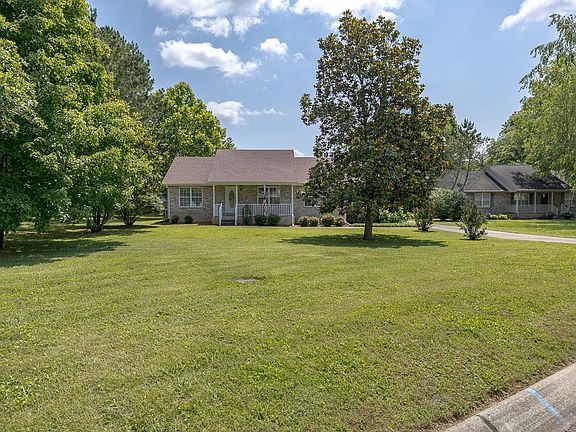 3rd image of 1077 Kathryn Rd