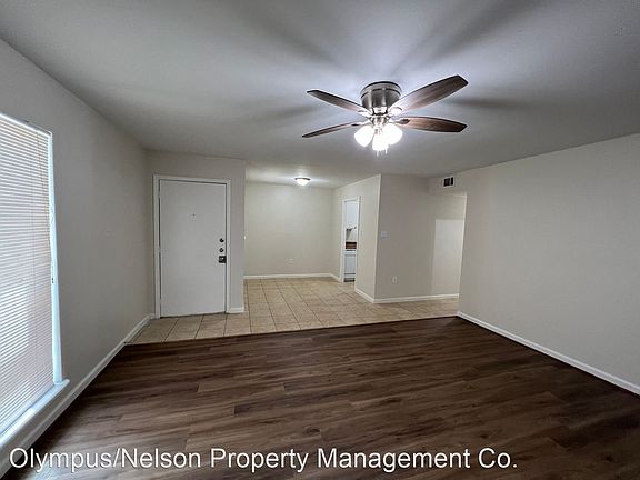 3rd image of 130 Oyster Creek Dr APT 9