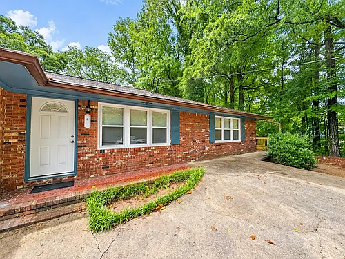5135 Jones Rd Photo 1