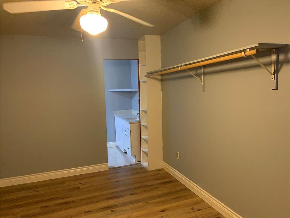 1st image of 9207 Cobbleshire Dr #4