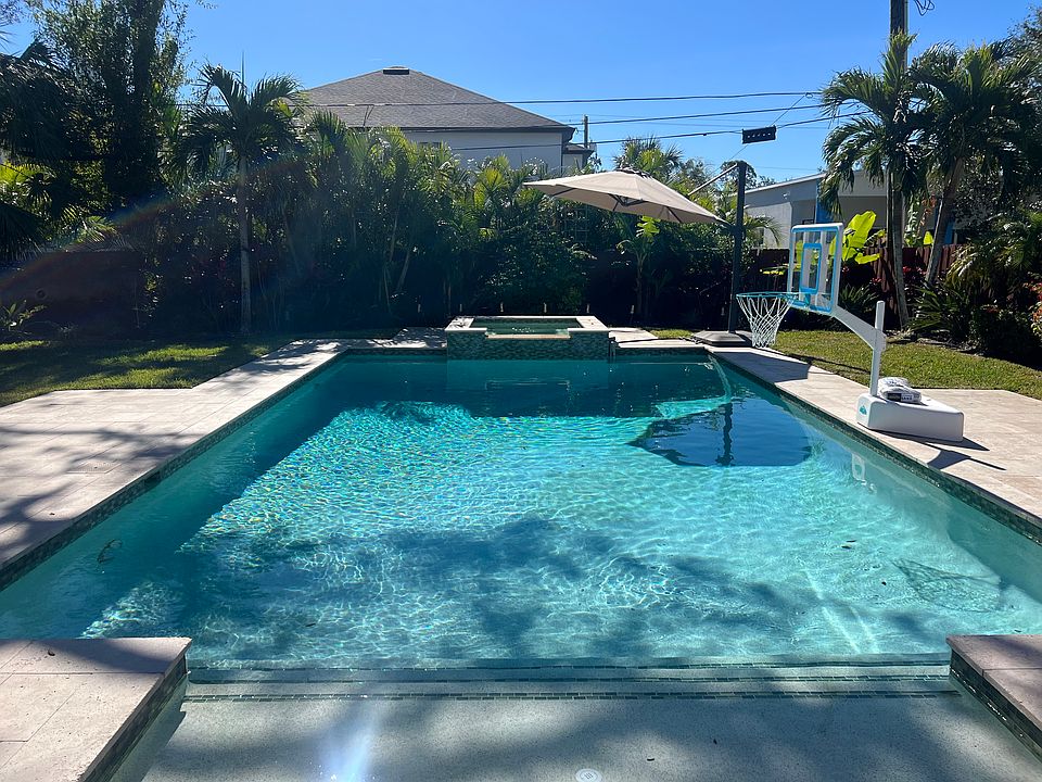 Pool & spa