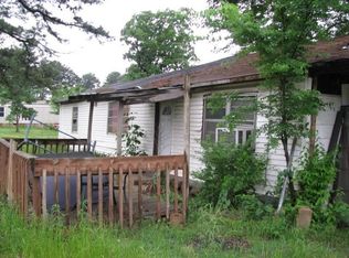 2403 E 8th St, Danville, AR 72833