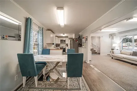 5422 W Genesee St — Photo 3