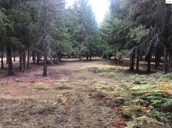 Nna Cougar Rd, Naples, ID 83847