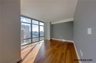 Rented by (Legacy) Elegran