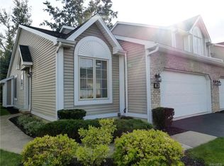 28 Gardenville On The Grn, West Seneca, NY 14224