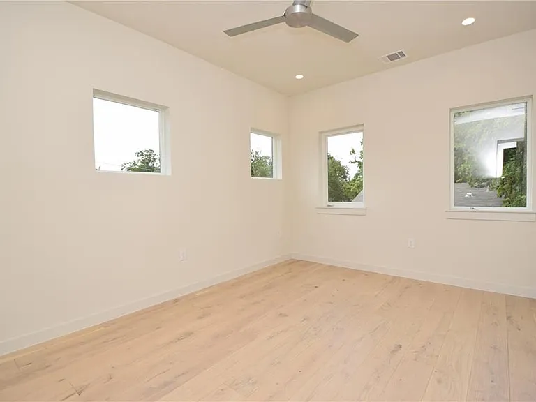5405 Sunshine Dr #2 — Photo 21