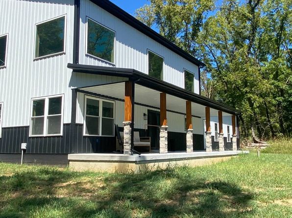 494 County Road 1800e, Fairfield, IL 62837