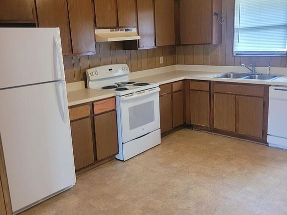3rd image of 3809 Symi Cir APT 8