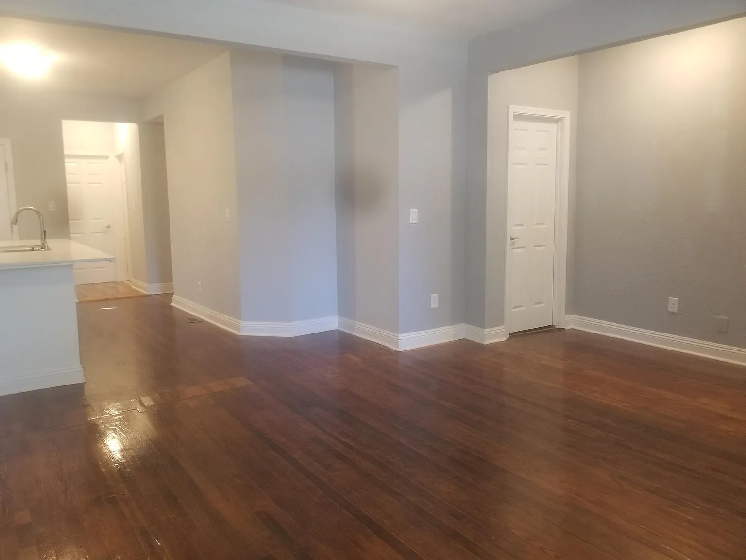 546 Broad St — Photo 4