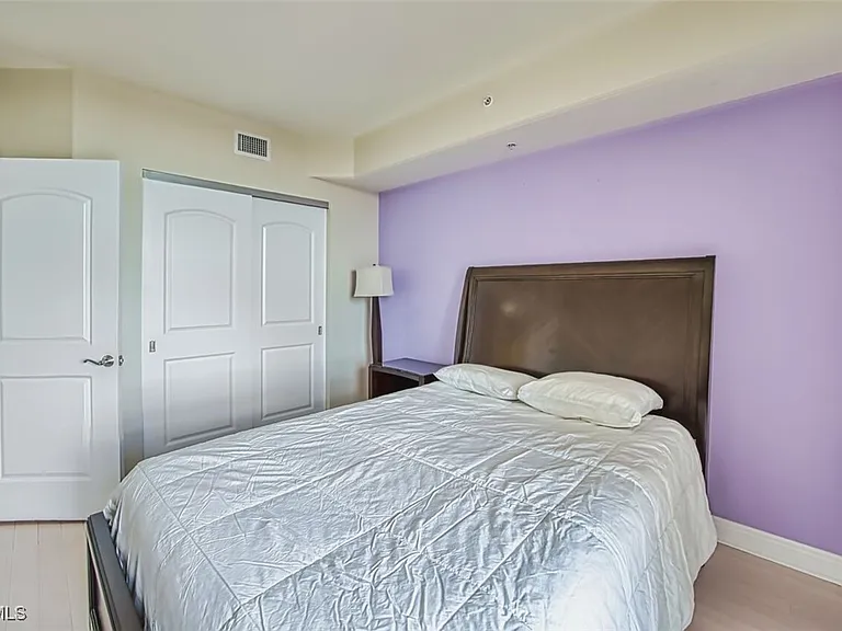 2090 W 1st St #1810 — Photo 29