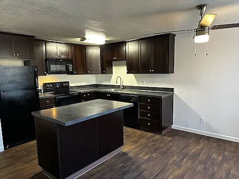 Willow Creek Apartments — Photo 43