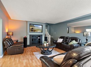 2183 Foul Bay Rd, Oak Bay, BC V8R 5B1