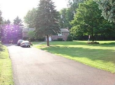 2nd image of 110 Byerly Dr