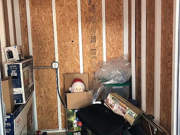 4th image of 3223 N Lockwood Ridge Rd #160