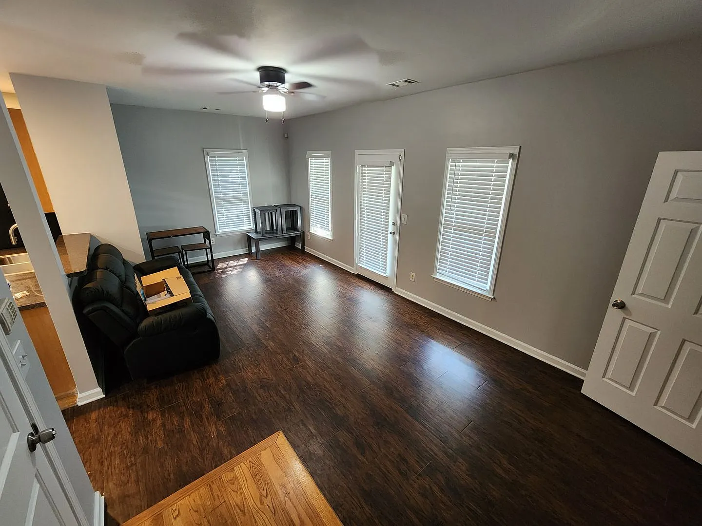 Room in 3 Bedroom Home at 901 Hall St — Photo 4