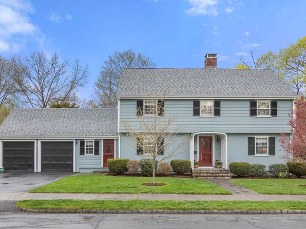 17 Harrison St, Winchester, MA 01890