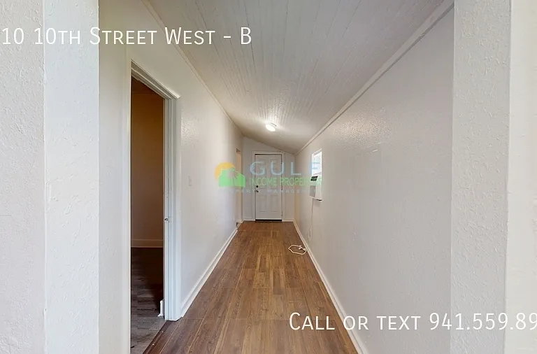 1510 10th St W #B — Photo 8