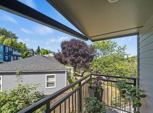 2626 E Madison St APT 11, Seattle, WA 98112