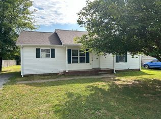 1912 Timberline Cir, Oak Grove, KY 42262