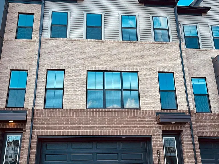 42114 Waltz Ter — Photo 1