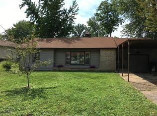 42 S Williams St, Cottage Hills, IL